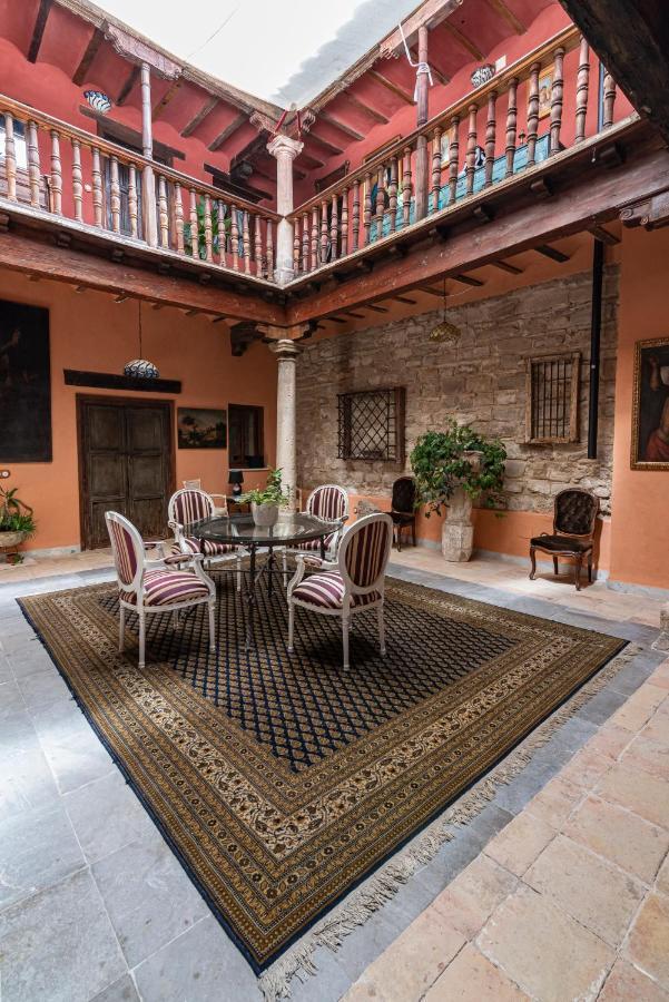 Casa Palacio El Caballero De Malta 우베다 외부 사진