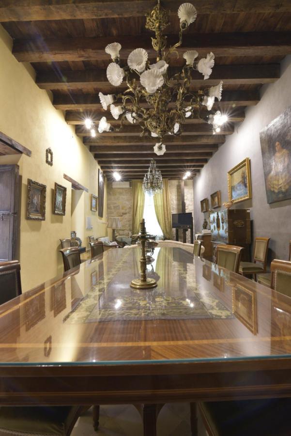 Casa Palacio El Caballero De Malta 우베다 외부 사진