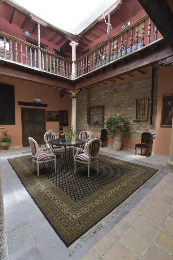 Casa Palacio El Caballero De Malta 우베다 외부 사진