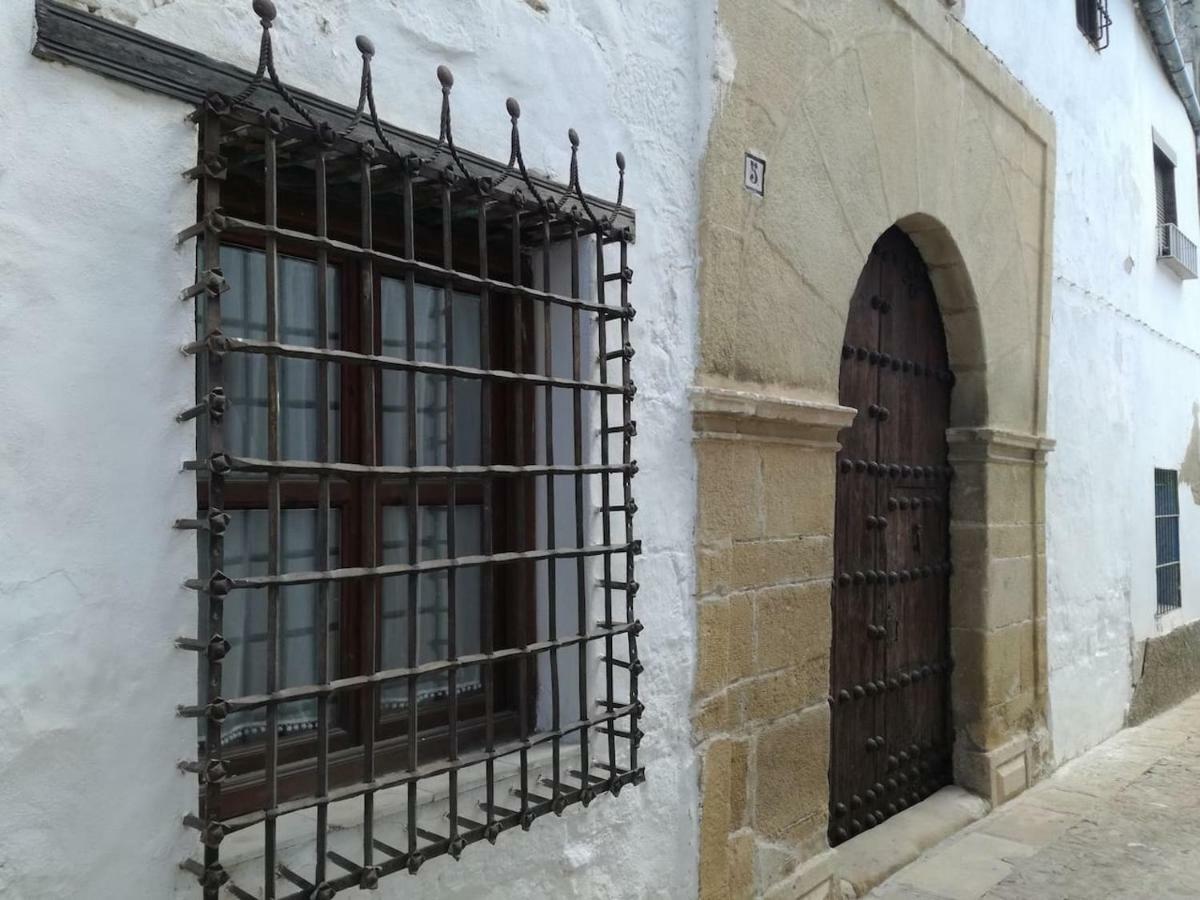Casa Palacio El Caballero De Malta 우베다 외부 사진
