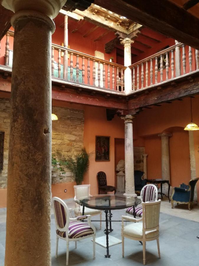 Casa Palacio El Caballero De Malta 우베다 외부 사진